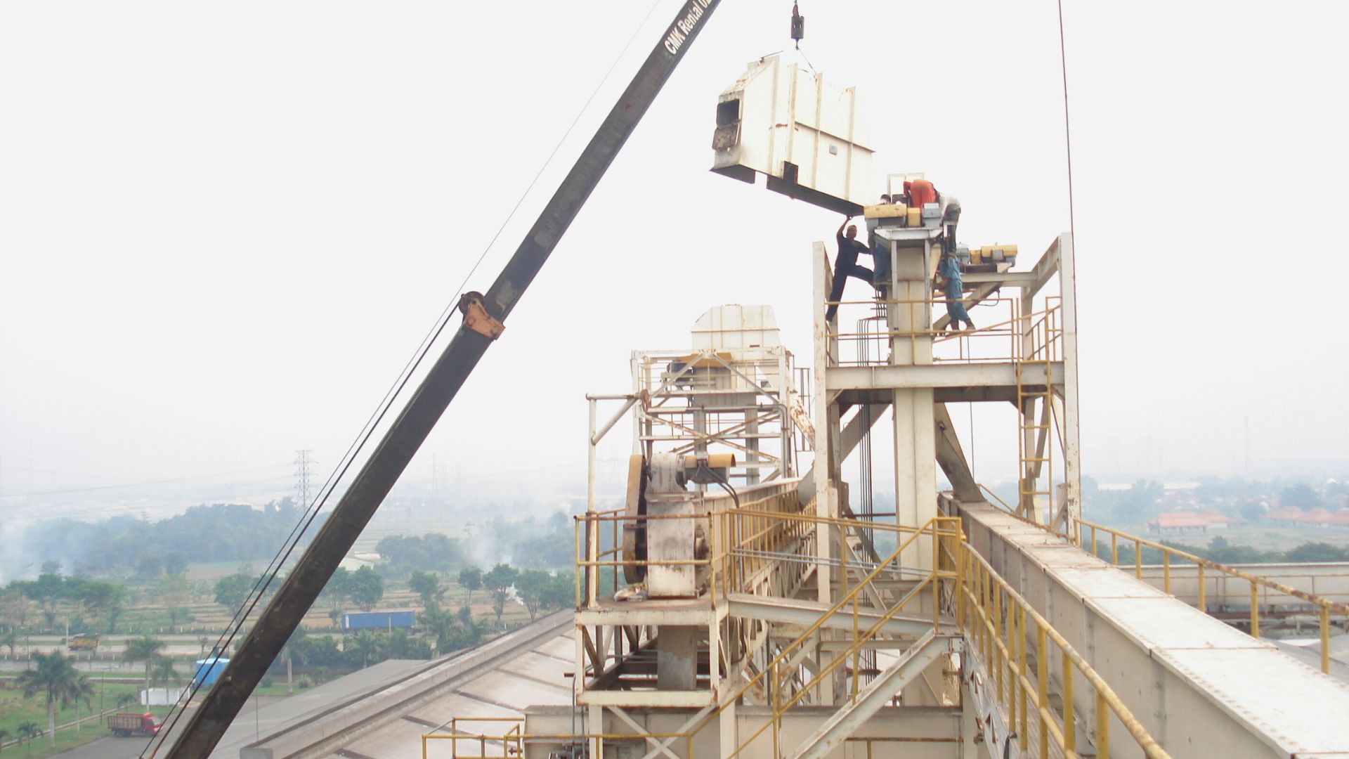 Services Witanabe Hero