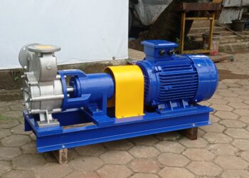 Edon Pump Couple Hero